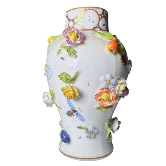 Victorian Meissen Small Vase Encrusted with Flowers and Inlayed Bug Paintings - Picture 3 of 6
